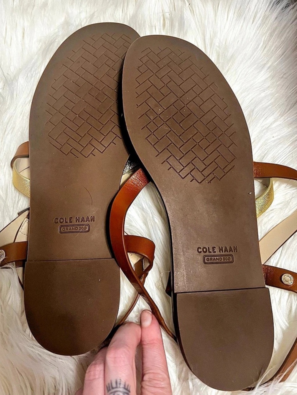 Cole Haan Women's Wilma Strappy
Sandals size 9 grand ambition brown gold - Picture 7 of 9